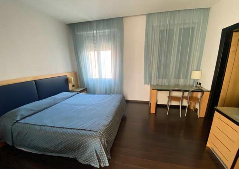 Luxury Rooms Padova Station Bagian luar foto